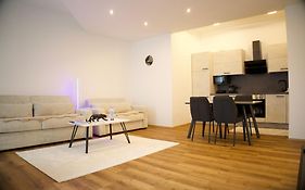 Dc Lofts I Modernes Loft In Der Stadt Salzburg Fuer Bis Zu 5 Personen